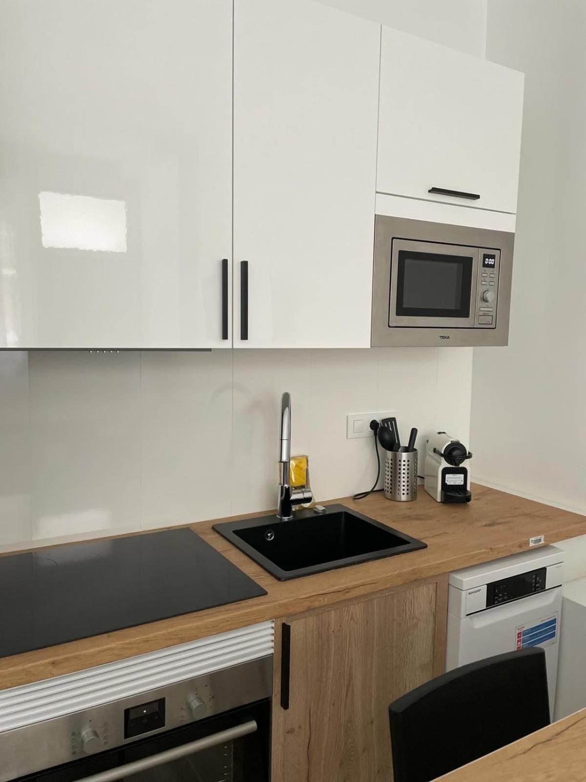 Exyca Metropolitano Apartment Мадрид Екстериор снимка
